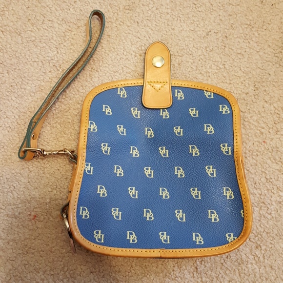 DB wristlet - Picture 3 of 4